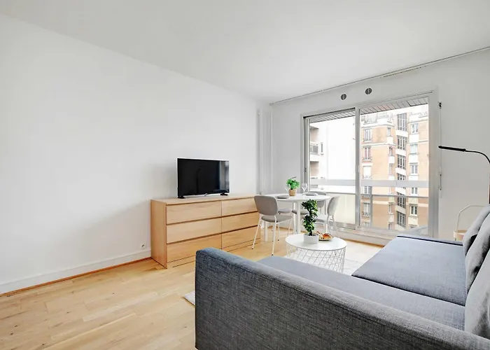 Holiday home Charming - 2p - Balcony - Saint Honore Paris